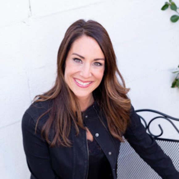 Meet your Posher, Traci - Picture 1 of 1